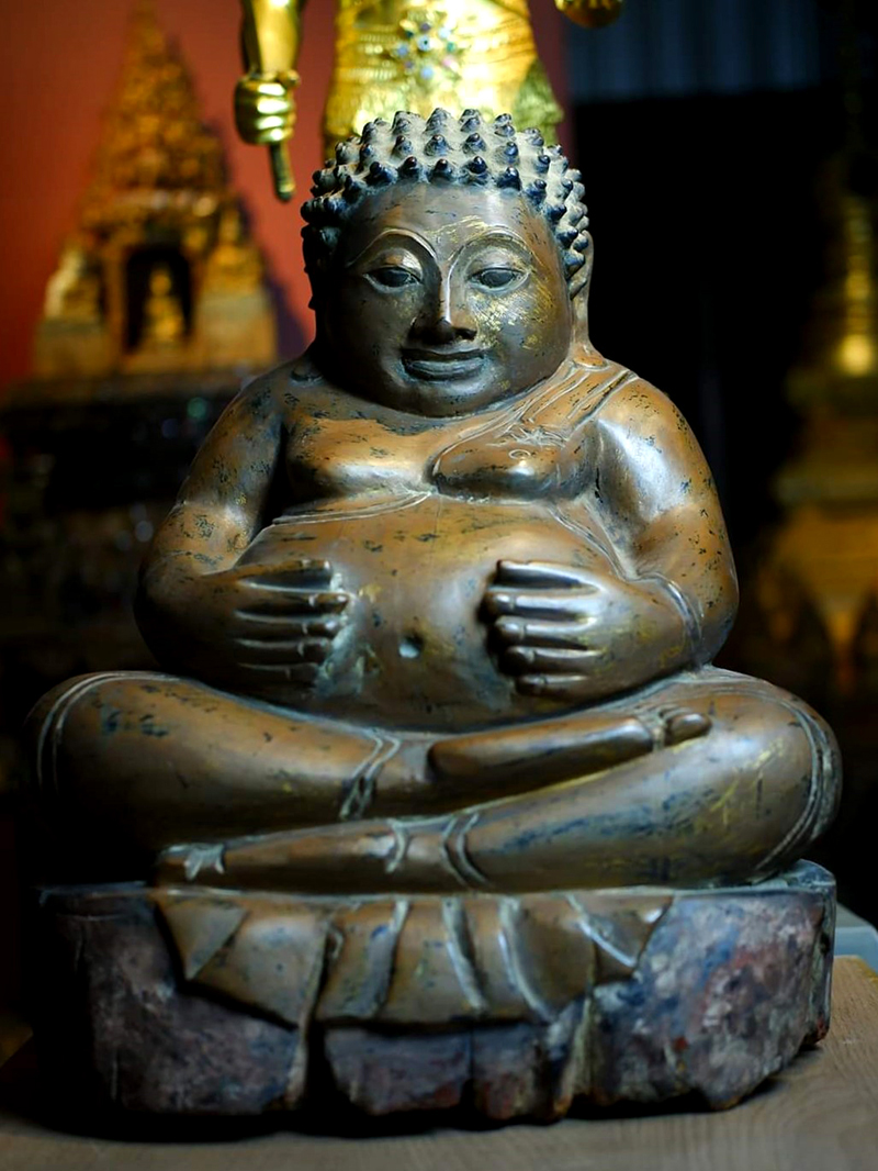 #happybuddha #buddha #antiquebuddha 3antiquebuddhas