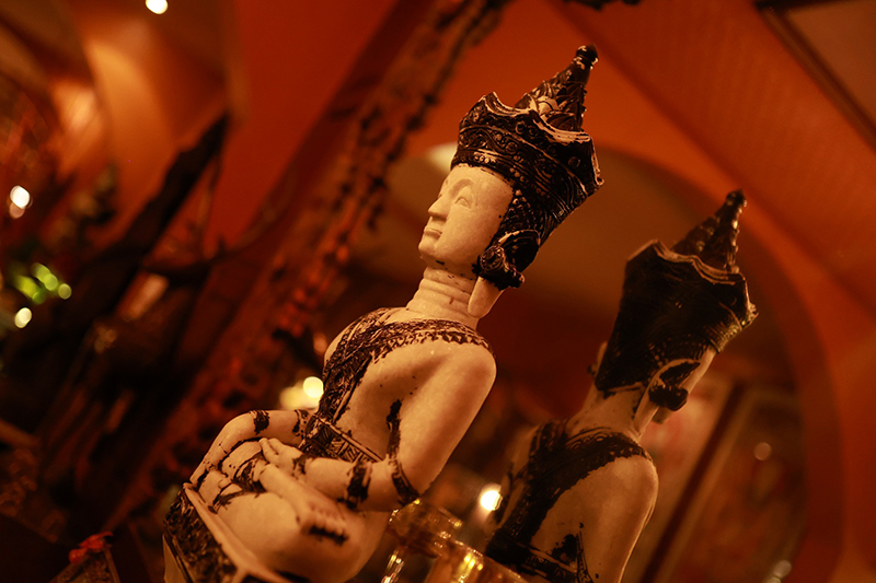 #alabasterbuddha #buddha #burmesebuddha #buddhastatue #buddhaart #antiquebuddha 3antiquebuddhas #orientalart