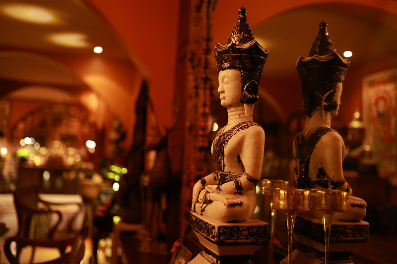 #alabasterbuddha #buddha #burmesebuddha #buddhastatue #buddhaart #antiquebuddha 3antiquebuddhas #orientalart