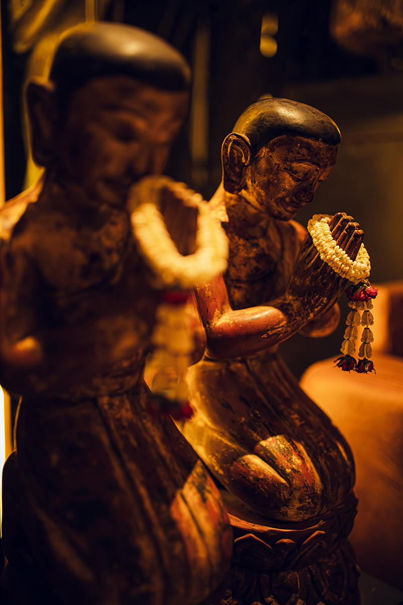 #monk #monks #buddhistmonk #antiquebuddha #antiquebuddhas #statue