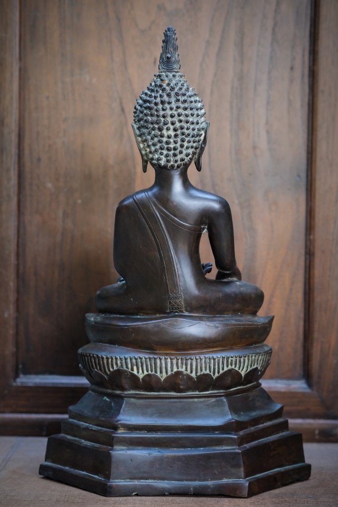Extremely Rare 18C Sitting Bronze Laos Buddha #DW401