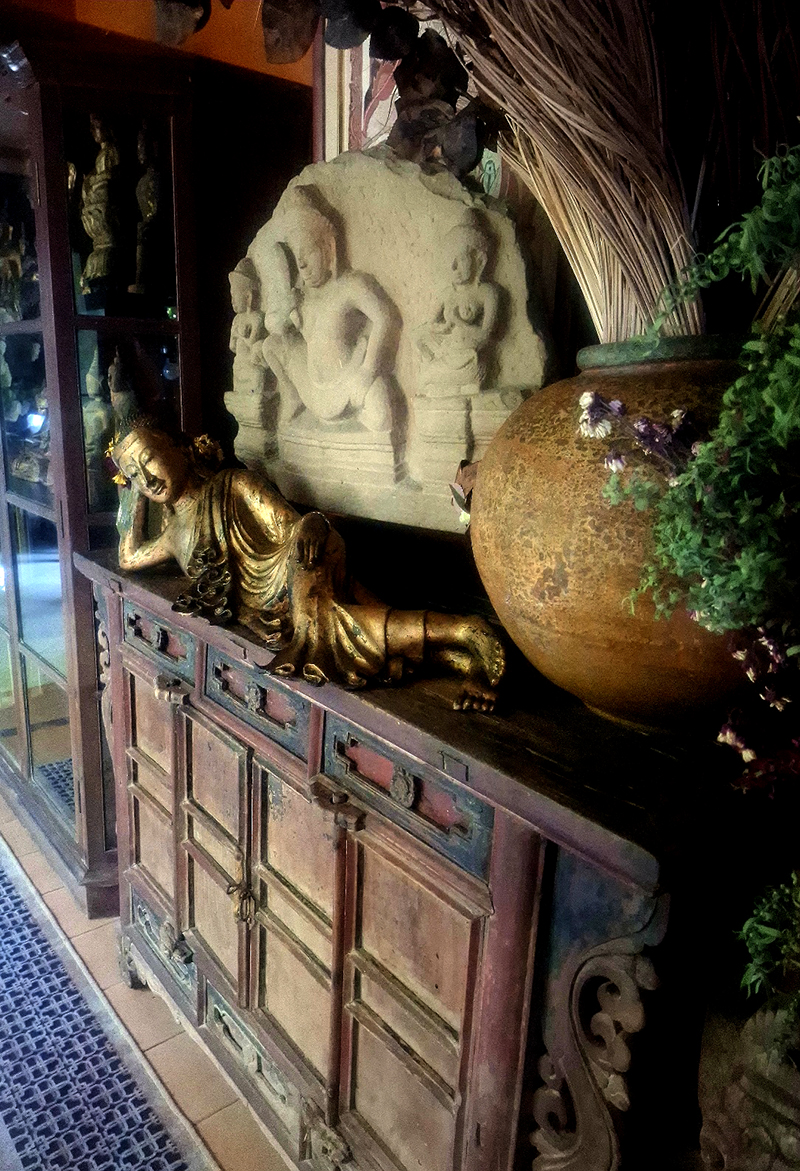 #recliningbuddha #mandalaybuddha #buddha #buddhastatue #asianart #burmesebuddha #buddha #antiquebuddhas #antiquebuddha