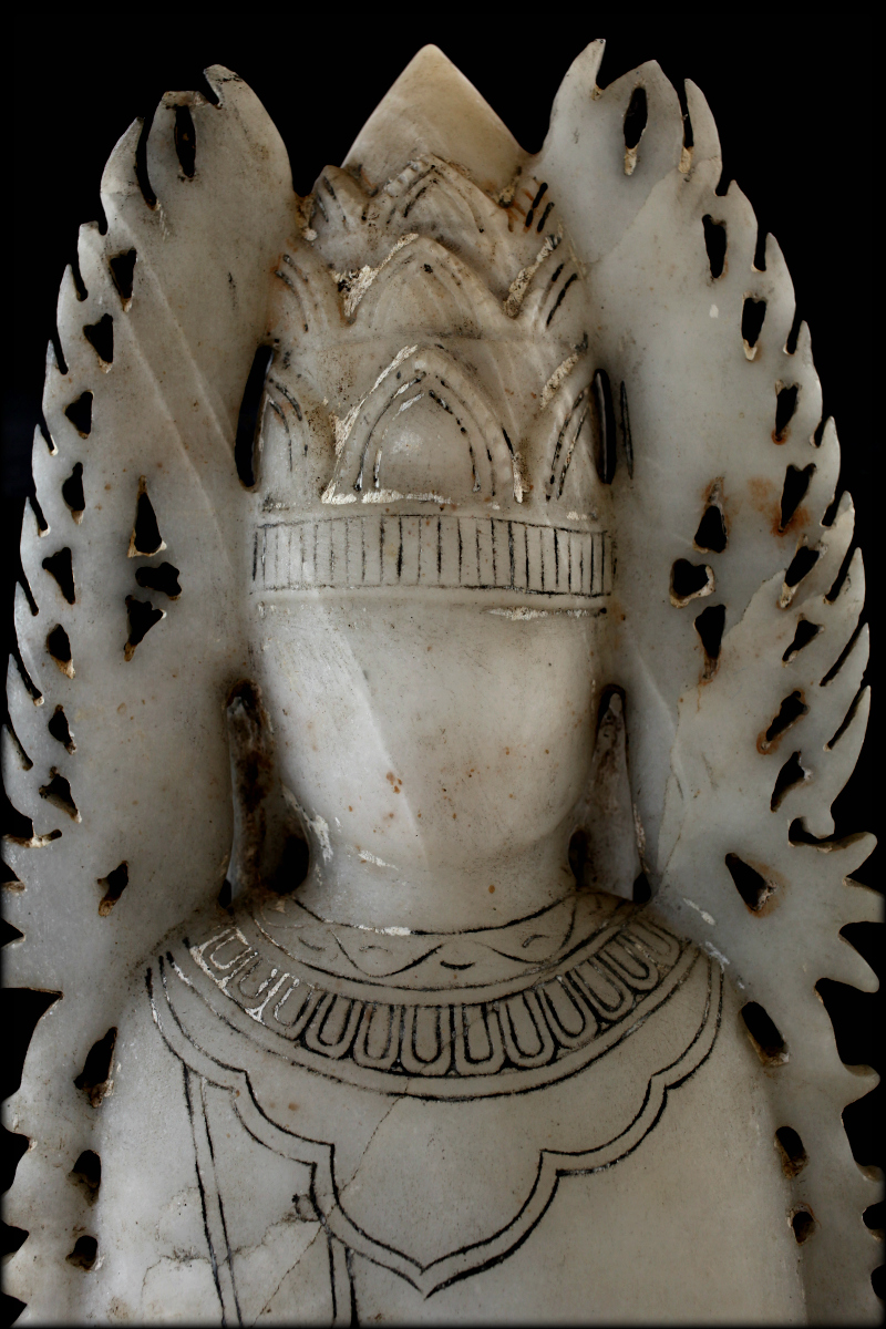 Extremely Rare 18C Alabaster Ava Buddha #BB176