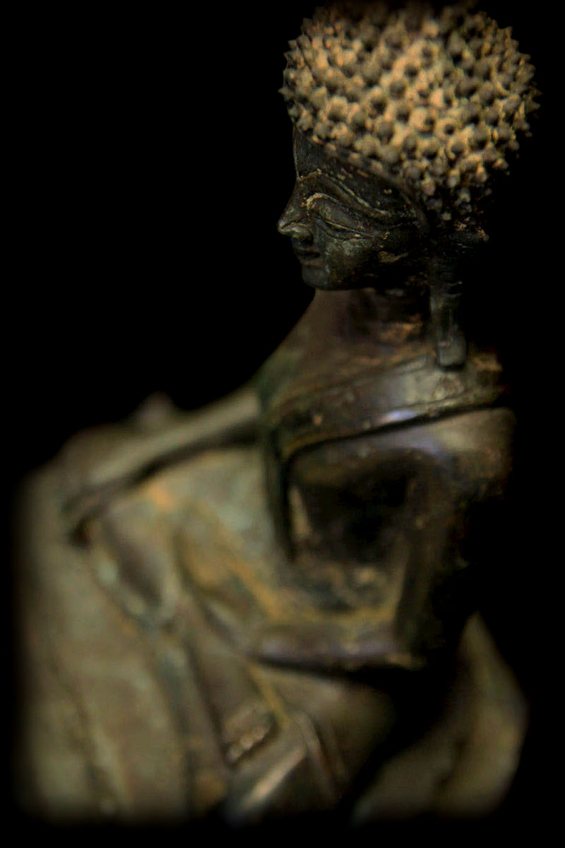 #laosbuddha #bronzebuddha #standingbuddha #buddha #buddhas #buddhastatue #buddhaart #buddhist #antiquebuddhas #antiquebuddha #Laos #buddhastatues