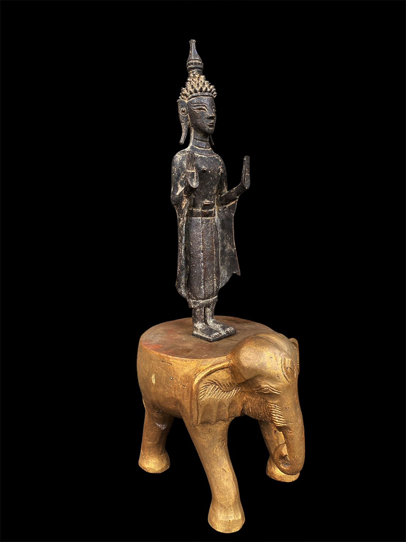 #laosbuddha #bronzebuddha #standingbuddha #buddha #buddhas #buddhastatue #buddhaart #buddhist #antiquebuddhas #antiquebuddha #Laos #buddhastatues