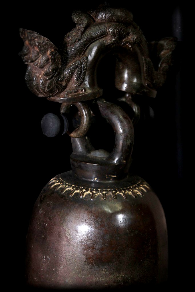 Extremely Rare Early 19C Bronze Laos Temple Bell #BB213