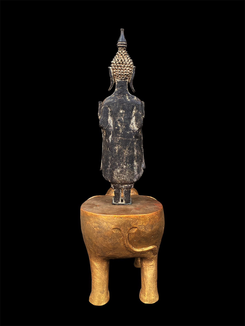 #laosbuddha #bronzebuddha #standingbuddha #buddha #buddhas #buddhastatue #buddhaart #buddhist #antiquebuddhas #antiquebuddha #Laos #buddhastatues