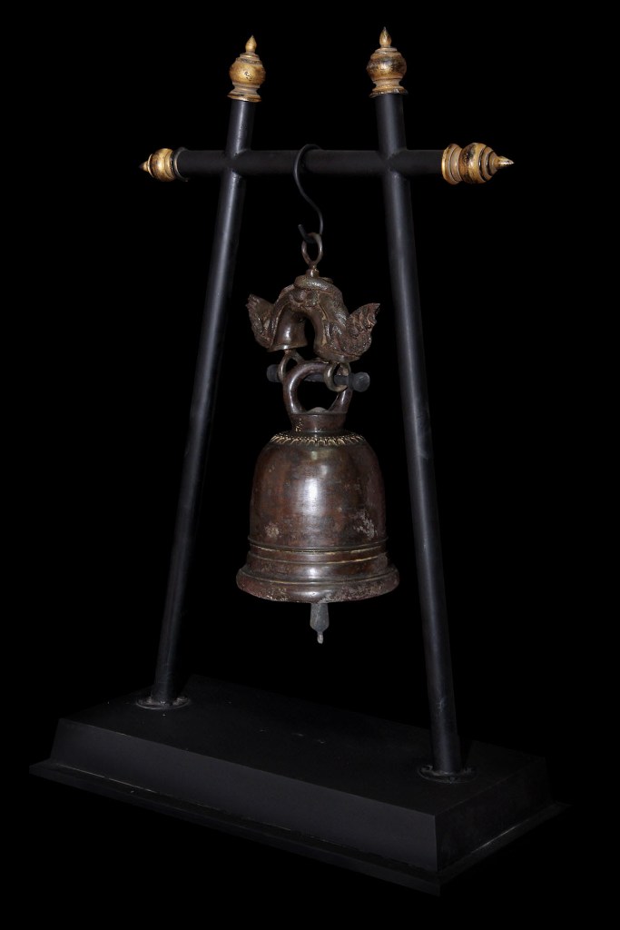 Extremely Rare Early 19C Bronze Laos Temple Bell #BB213