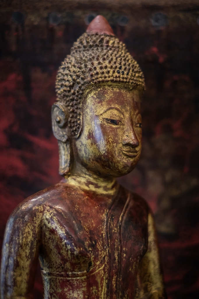 #thaibuddha #buddha #buddhas #antiquebuddhas #antiquebuddha #woodbuddha #sittingbuddha