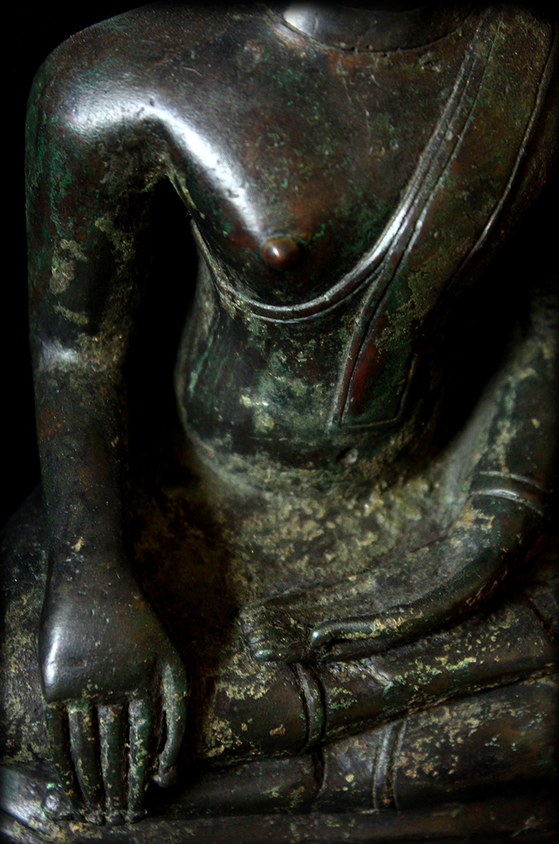 18C Sitting Bronze Laos Buddha #B02-12