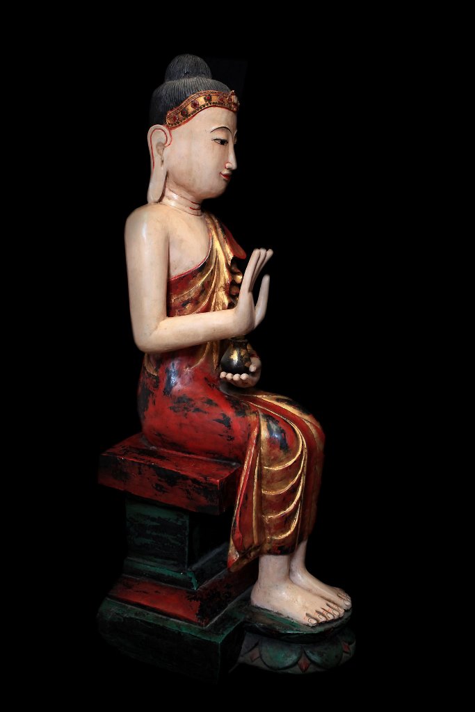 #woodburmabuddha #burmabuddha #antiquebuddha #buddha #buddhastastue #statue #shanbuddha #avabuddha 3mandalaybuddha #antiquebuddhas #buddhaart