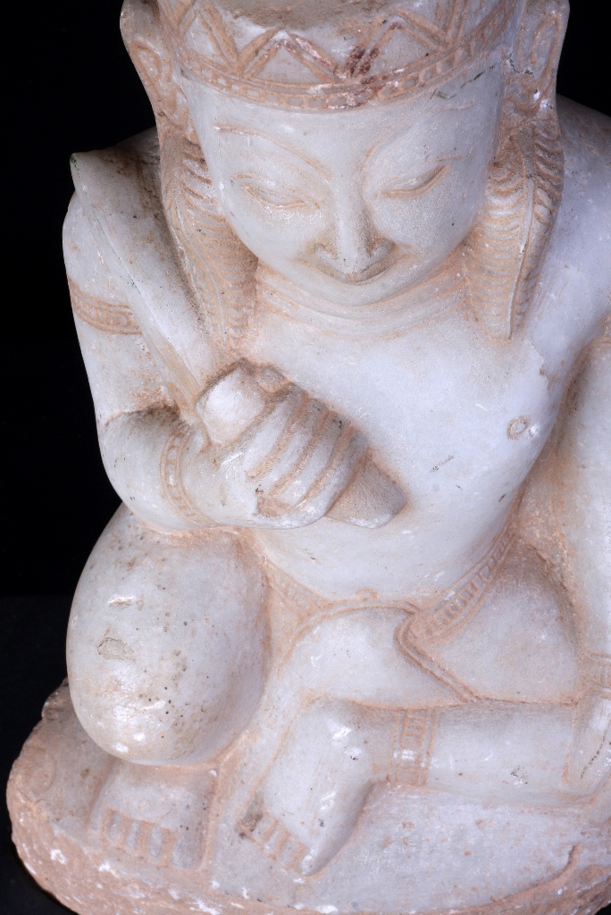 Extremely Rare 18C Alabaster Ava Buddha #DW019