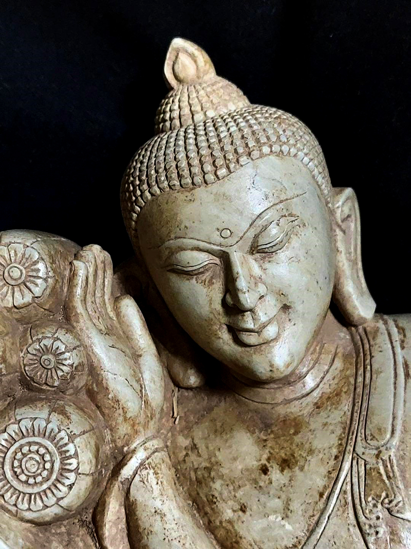 #alabasterbuddha #buddha #recliningbuddha #antiquebuddhas #antiquebuddha