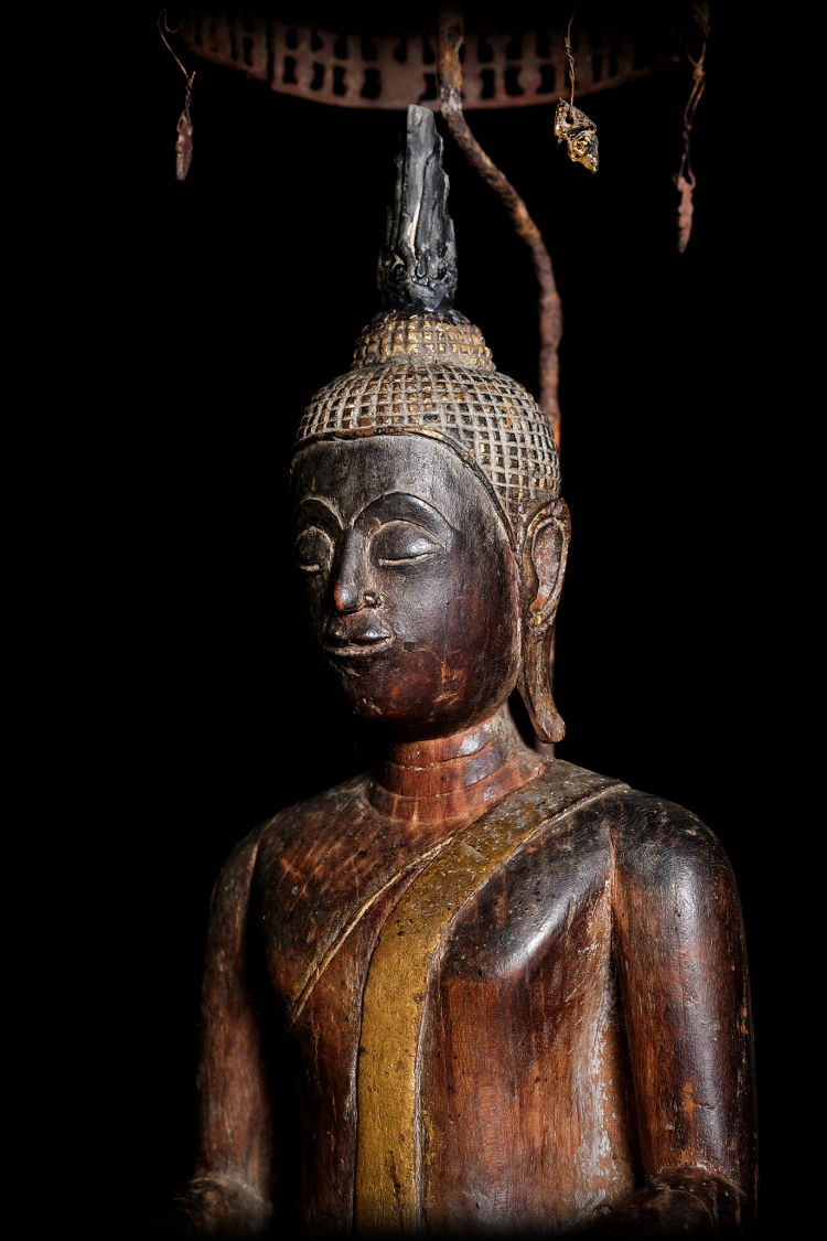 Extremely Rare 18C Wood Thai Ayuttaya Buddha #A136