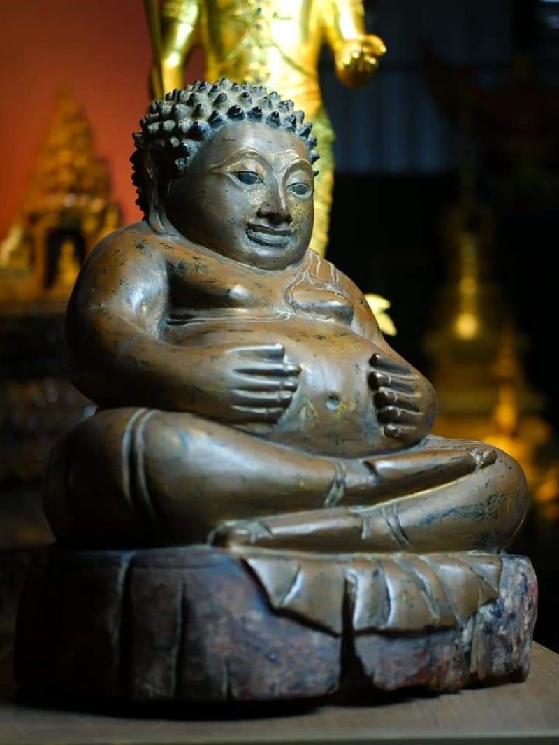 #happybuddha #buddha #antiquebuddha 3antiquebuddhas