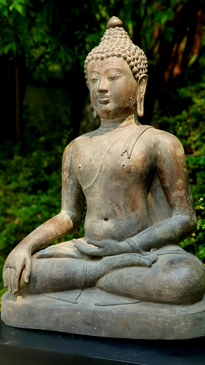 #chiangsangbuddha #thaibuddha #buddhastatue #buddha #buddhas #antiquebuddhas #antiquebuddha