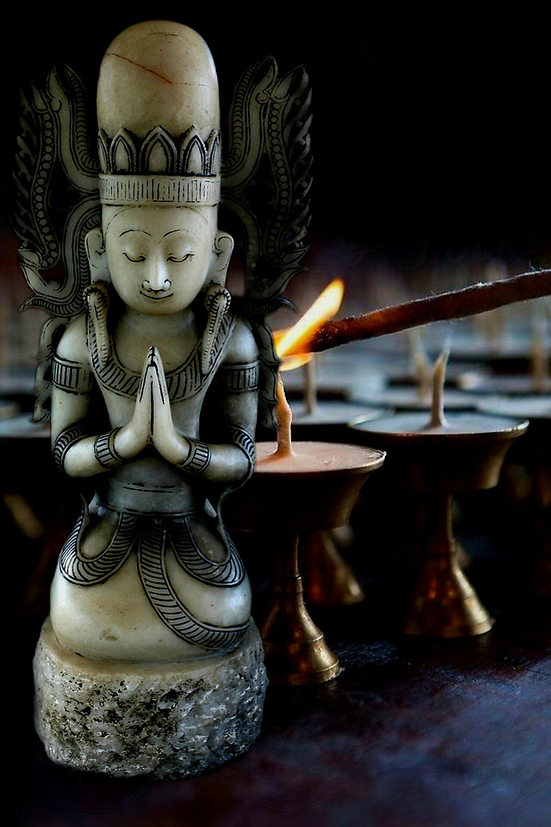 #monk #burma #antiquebuddhas #antiquebuddha