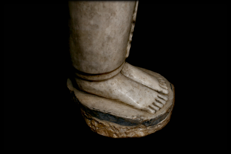 Extremely Rare 18C Bronze Shan Burmese Buddhist Monk # DW036