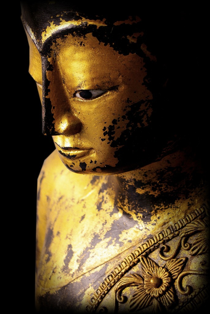 Extremely Rare 18C Wood Sitting Shan Buddha #BB086