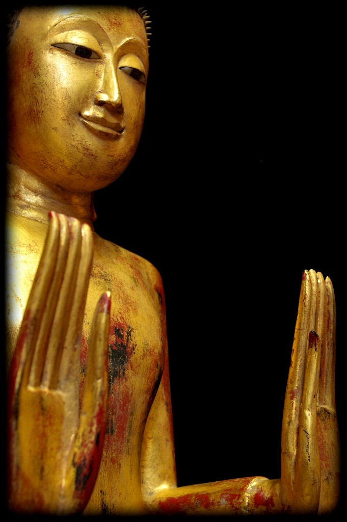 Extremely Rare 18C Wood Thai Buddha #B048-2