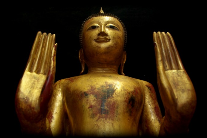 Extremely Rare 18C Wood Thai Buddha #B048-2