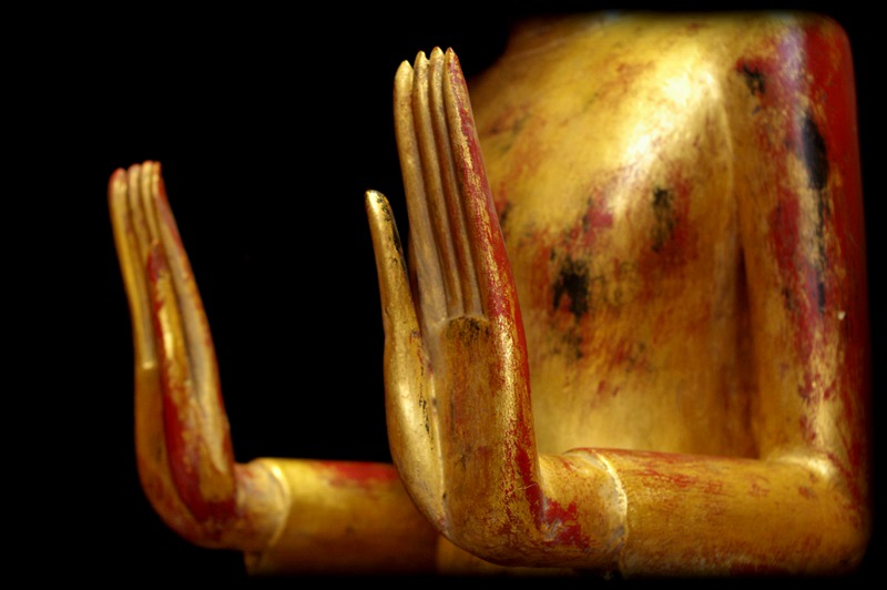 Extremely Rare 18C Wood Thai Buddha #B048-2