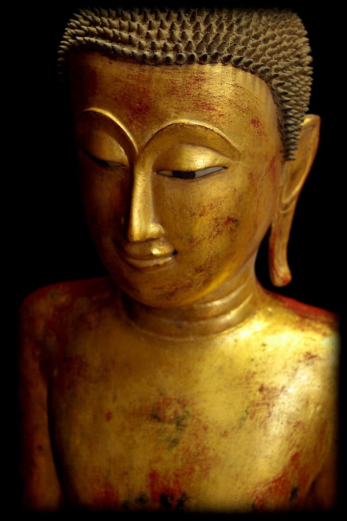 Extremely Rare 18C Wood Thai Buddha #B048-2