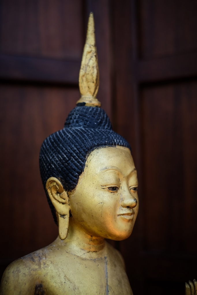 #woodlaobuddha #laosbuddha #buddhas #antiquebuddha #antiquebuddhas