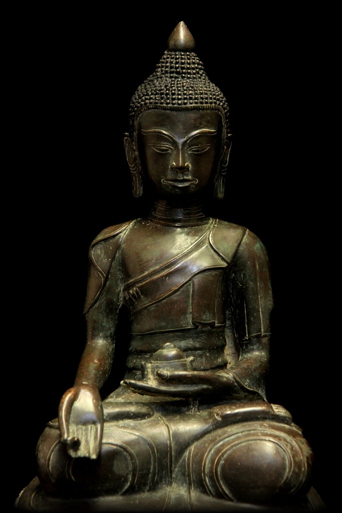Extremely Rare 18C Bronze Burmese Ava Buddha # BB323