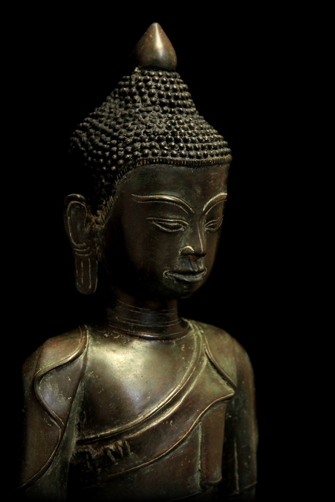 Extremely Rare 18C Bronze Burmese Ava Buddha # BB323