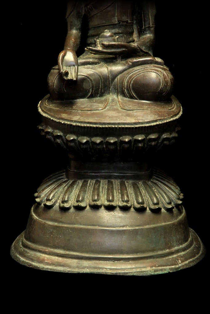 Extremely Rare 18C Bronze Burmese Ava Buddha # BB323