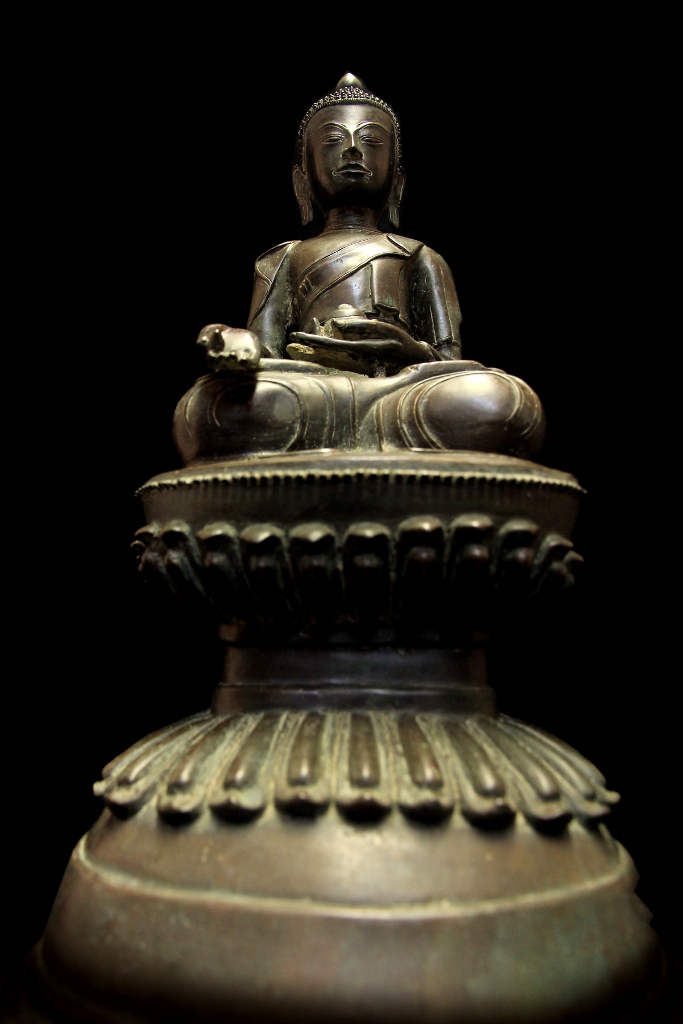 Extremely Rare 18C Bronze Burmese Ava Buddha # BB323
