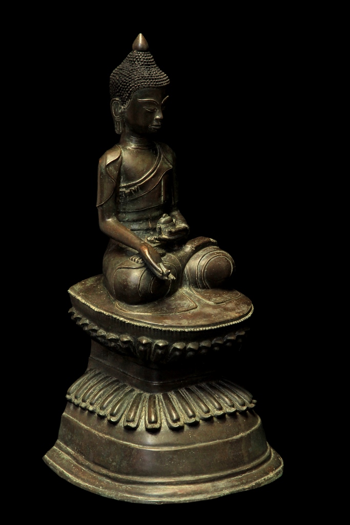 Extremely Rare 18C Bronze Burmese Ava Buddha # BB323