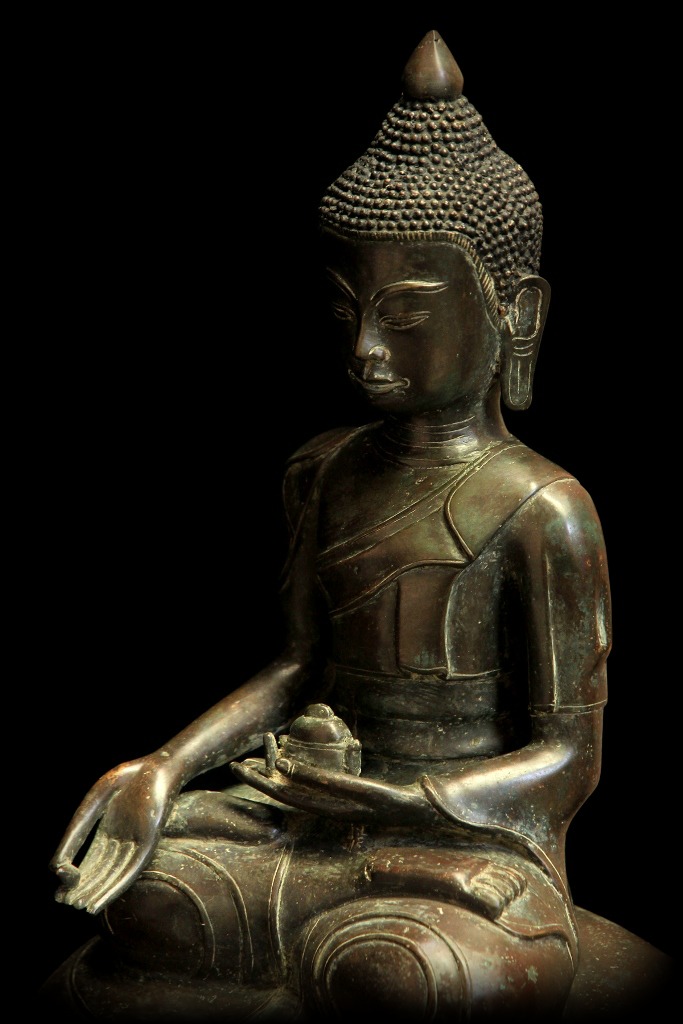 Extremely Rare 18C Bronze Burmese Ava Buddha # BB323