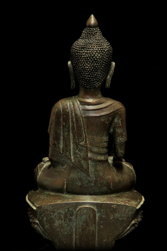 Extremely Rare 18C Bronze Burmese Ava Buddha # BB323