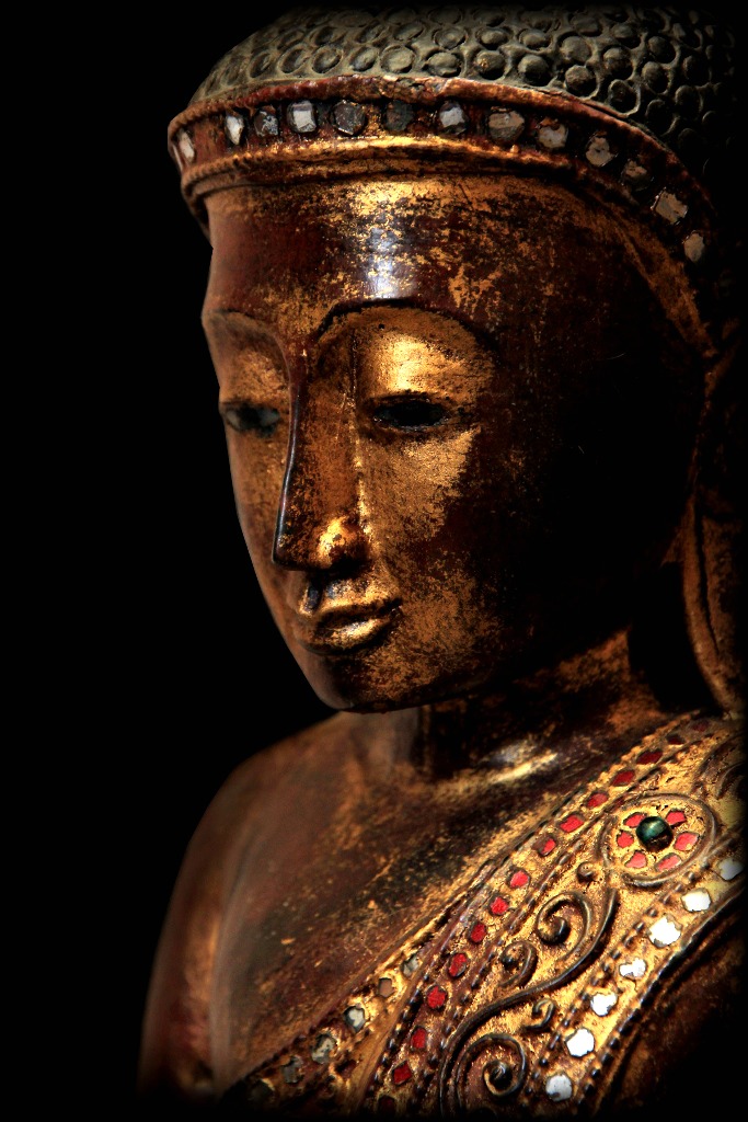 Extremely Rare 18C Wood Shan Burmese Buddha #BB333