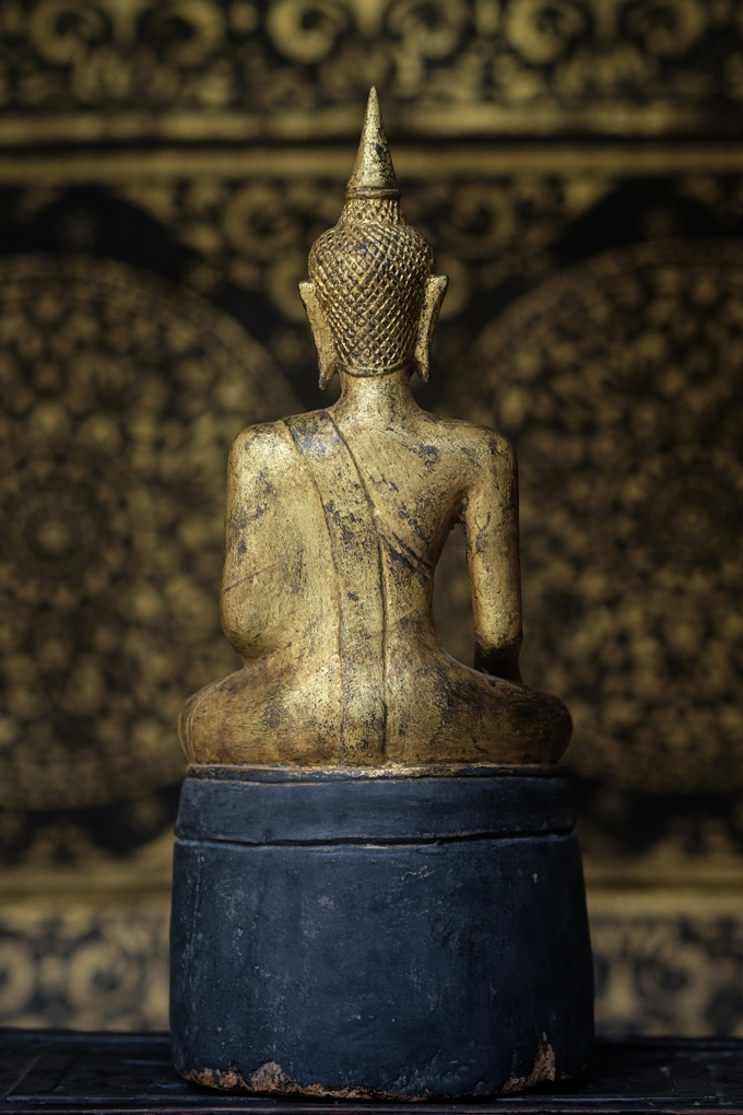 #thaibuddha #buddha #buddhas #antiquebuddhas #antiquebuddha #woodbuddha #sittingbuddha