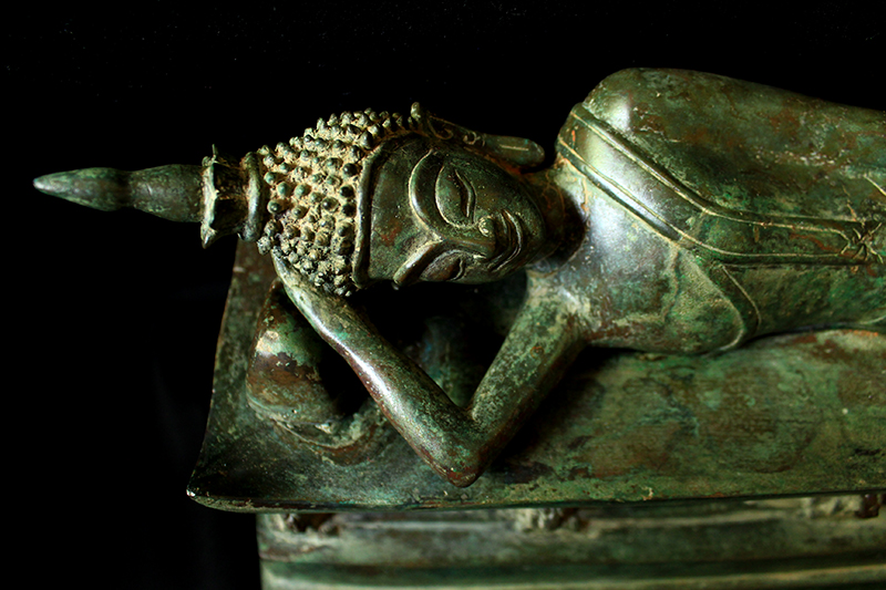 Extremely Rare 18C Bronze Reclining Laos Buddha #DW050
