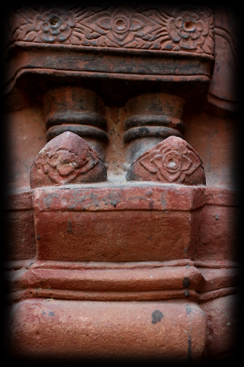 #uthongbuddha #thaibuddha #buddha #Buddhastatue #sandstonebuddha #antiquebuddhas #antiquebuddha 