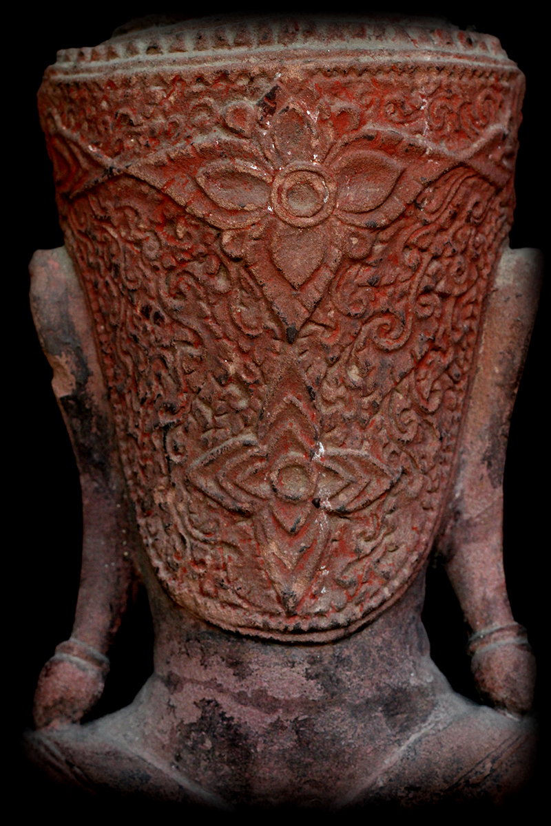 #uthongbuddha #thaibuddha #buddha #Buddhastatue #sandstonebuddha #antiquebuddhas #antiquebuddha 