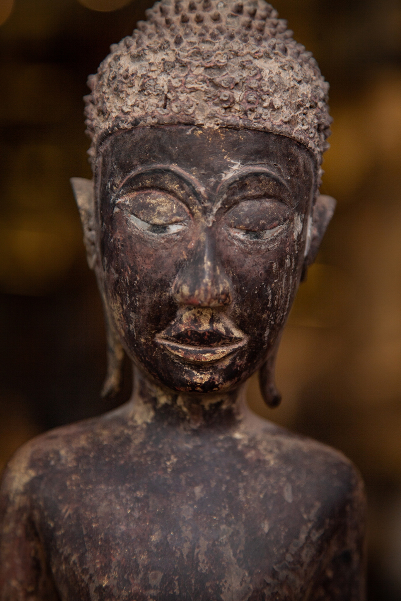 #laosbuddha #laobuddha #standingbuddha