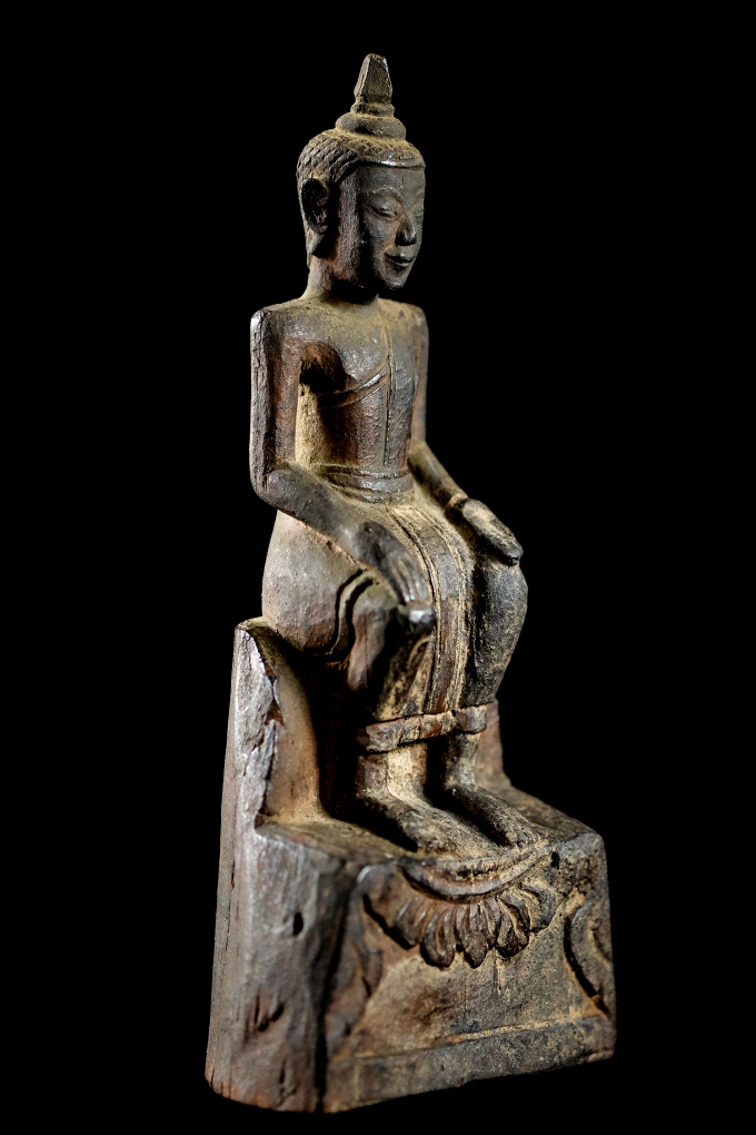 Extremely Rare 19C Wood Thai Lanna Buddha #Dragon-02