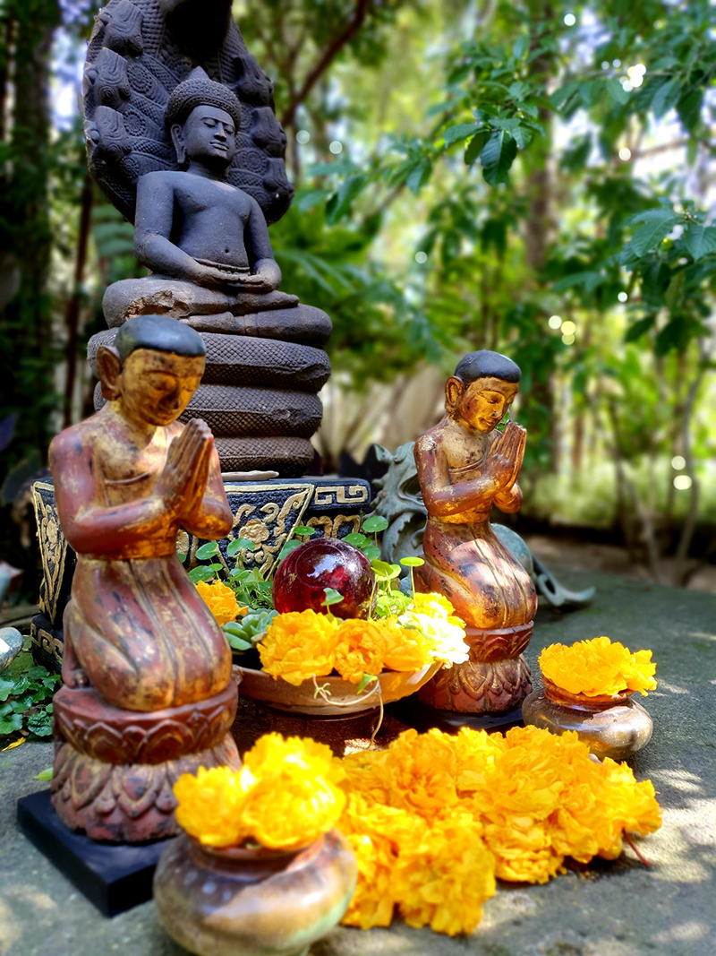 Buddhist Monk , Burmese Monk , Thai Monk , Wood monks