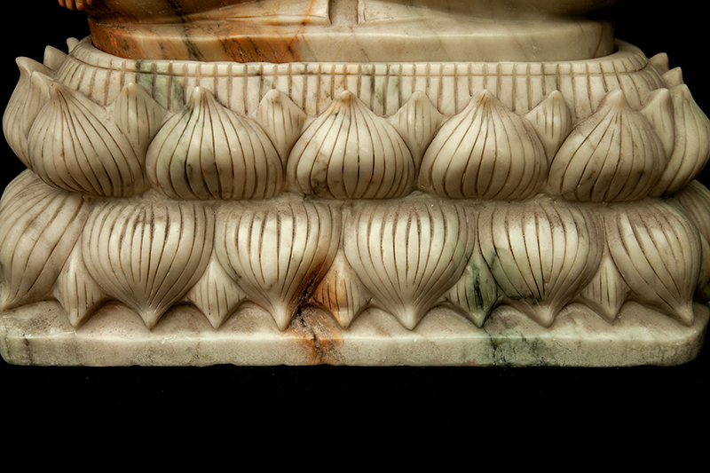 #alabasterbuddha #stonebuddha #burmabuddha #burmesebuddha #buddha #buddhas #buddhastatue #buddhastatues #antiquebuddhas #antiquebuddha #statue #mandalaybuddha #shanbuddha #avabuddha