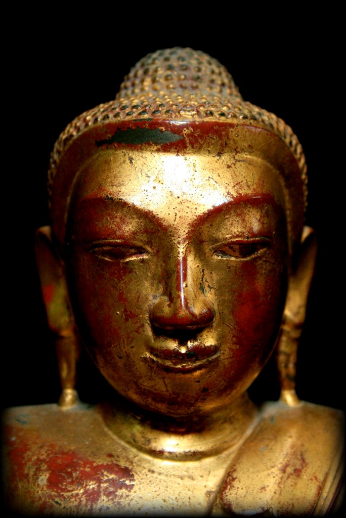 Extremely Rare 18C Bronze Burma Shan Buddha #068-2