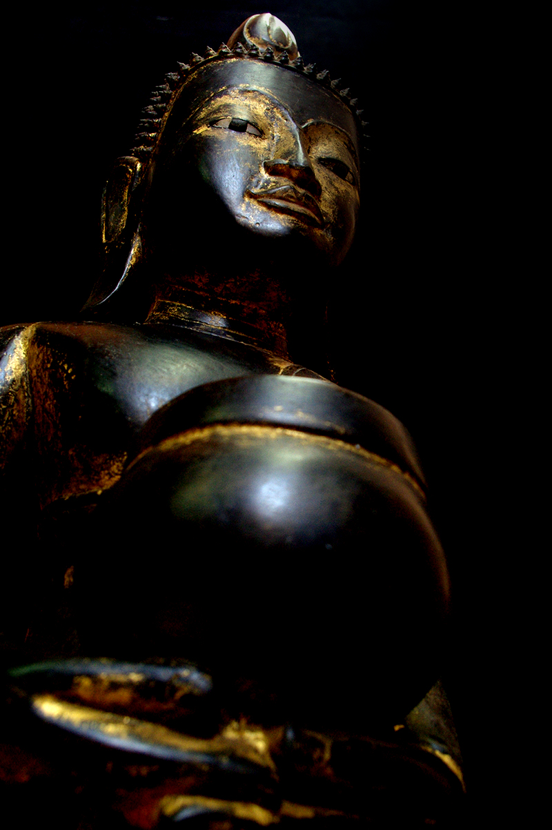 Extremely Rare Early 19C Wood Thai Lanna Buddha #B042-2