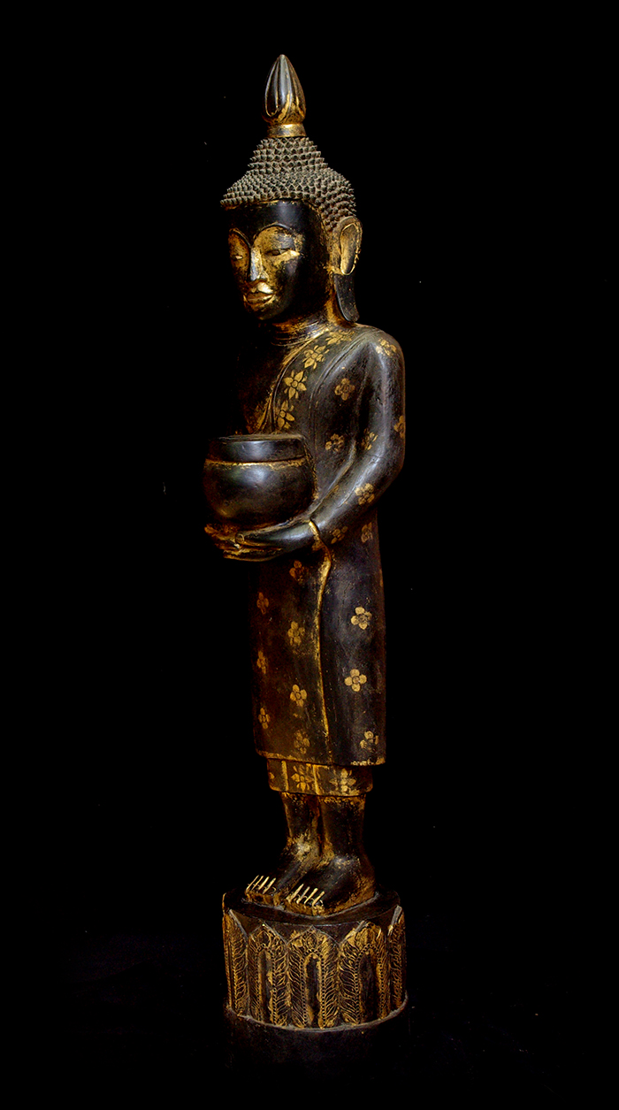 Extremely Rare Early 19C Wood Thai Lanna Buddha #B042-2