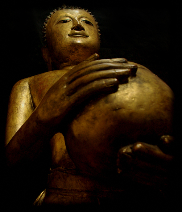 Extremely Rare Early 19C Wood Thai Lanna Buddha #B042-2