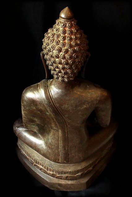 Extremely Rare 18C Bronze Chiangsang Buddha # B02-23