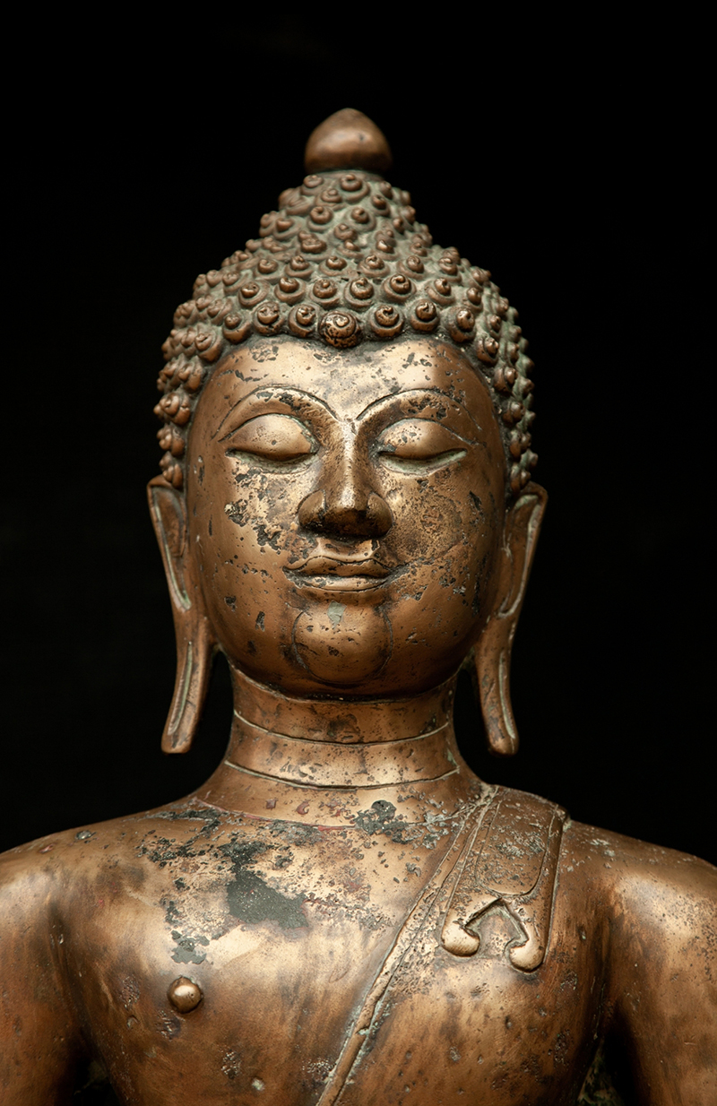 Extremely Rare 18C Bronze Chiangsang Buddha # B02-23